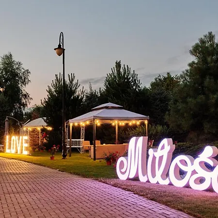 Bialy Dom Henlex Restauracja Hotel 3*