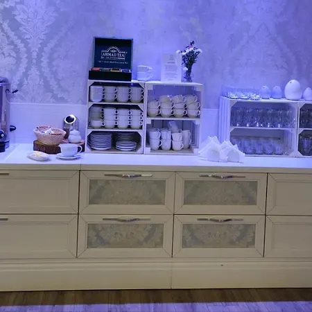 Bialy Dom Henlex Restauracja