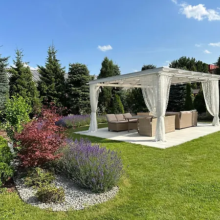 Bialy Dom Henlex Restauracja 3*