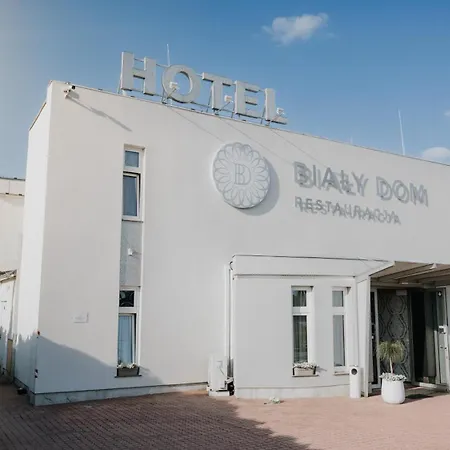 Bialy Dom Henlex Restauracja 3*