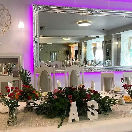 Hotel Bialy Dom Henlex Restauracja Poznań