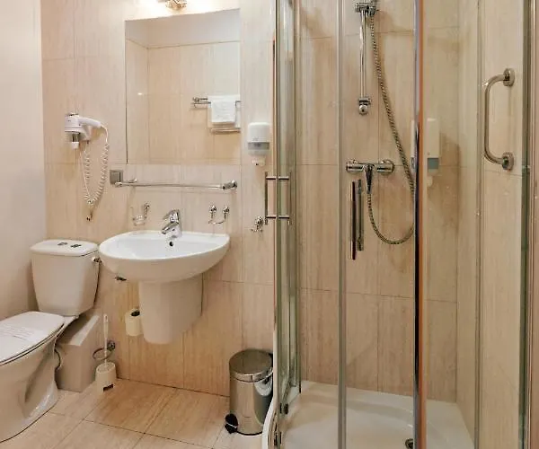 Bialy Dom Henlex Restauracja Hotel Posen