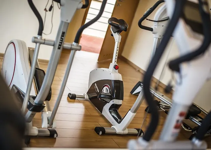 Bialy Dom Henlex Restauracja Hotel