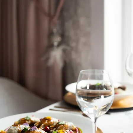 Hotel Bialy Dom Henlex Restauracja