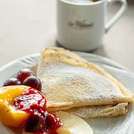 Bialy Dom Henlex Restauracja 호텔