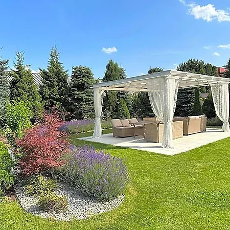 فندق Bialy Dom Henlex Restauracja 3*