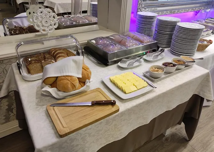 Hotel Bialy Dom Henlex Restauracja