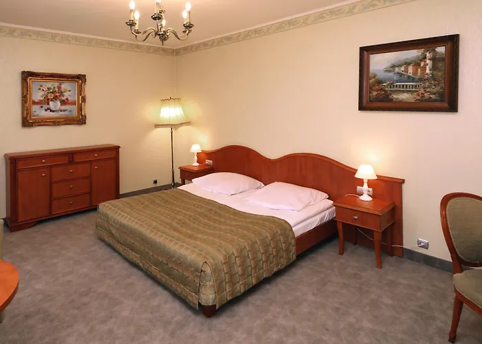 Hotel Bialy Dom Henlex Restauracja Poznan