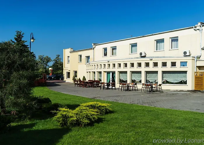 Bialy Dom Henlex Restauracja Hotel 3*